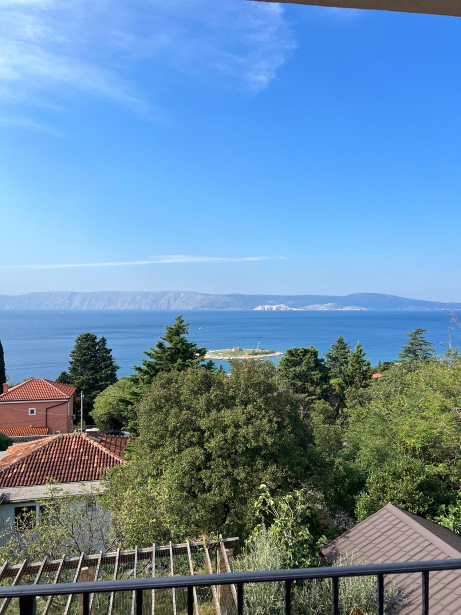 Apartments Mauro Novi Vinodolski Εξωτερικό φωτογραφία